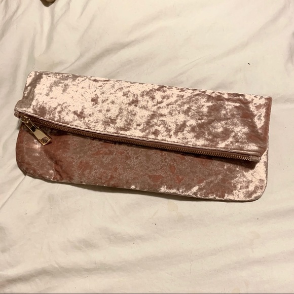 Extra 50% off! Pink Velvet Clutch - Picture 1 of 4